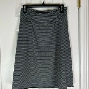 Tranquility Womens Skirt Size Small